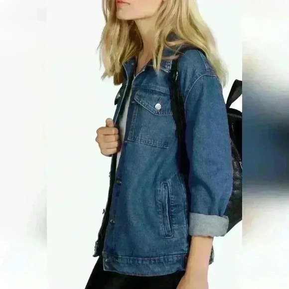 NEW NWT Boohoo Women's Jodie Oversize Denim Boyfriend Jacket Blue - Picture 3 of 16